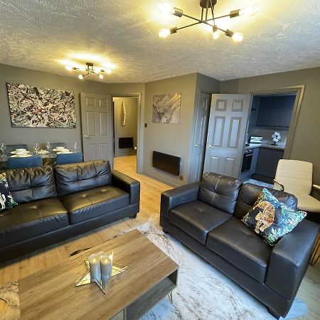 No24 - 2-Bed Boutique Apartment - Hosted By Hutch Lifestyle Leamington Spa Exterior foto