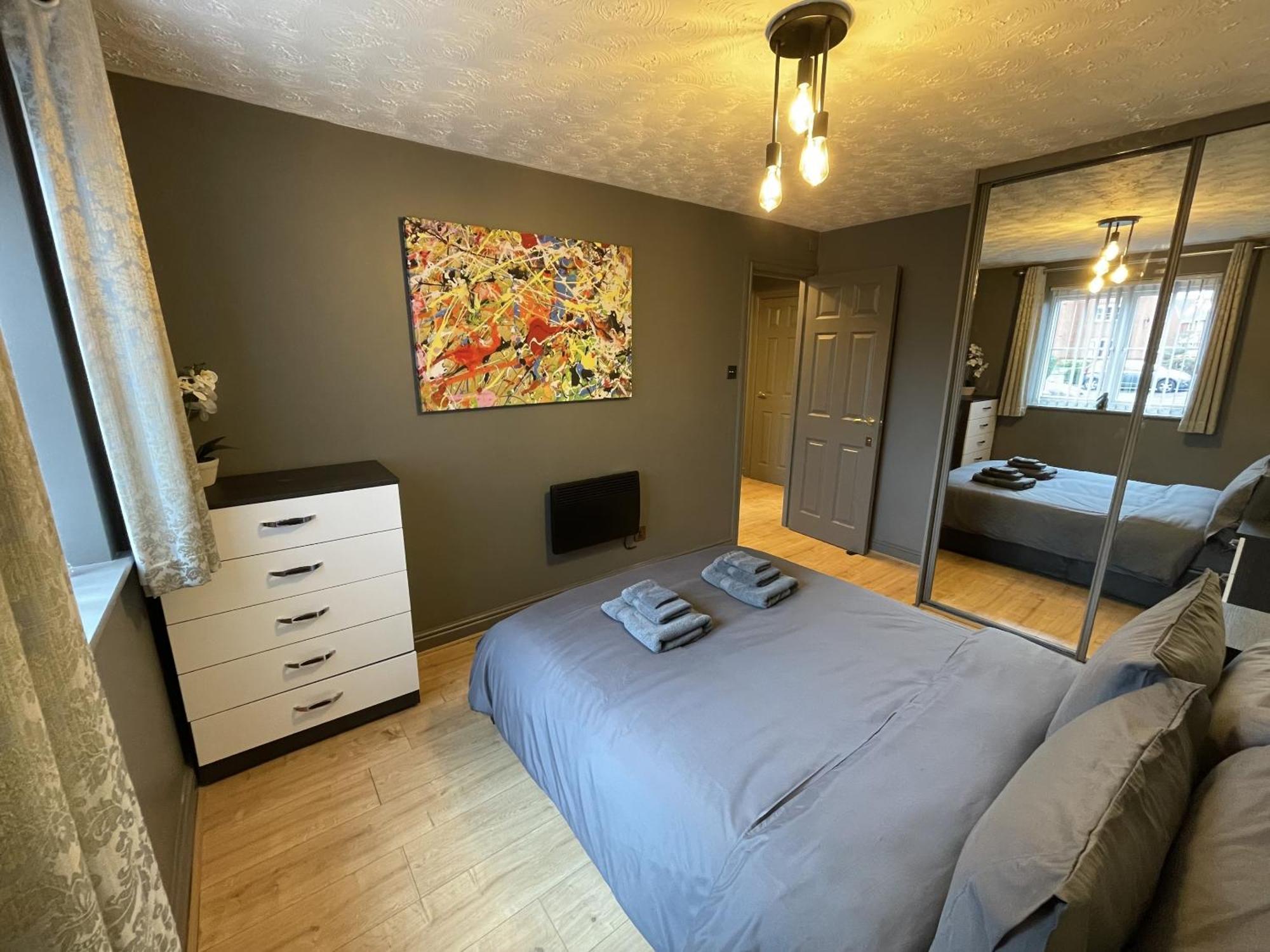 No24 - 2-Bed Boutique Apartment - Hosted By Hutch Lifestyle Leamington Spa Exterior foto